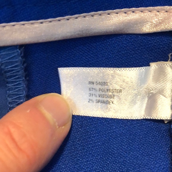 Gap Slim Cropped pant size 4 with tapered leg - Picture 9 of 9